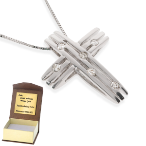 Złoty krzyżyk z diamentami próby 585 